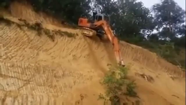 Экскаваторщик уровня Бог смотреть онлайн