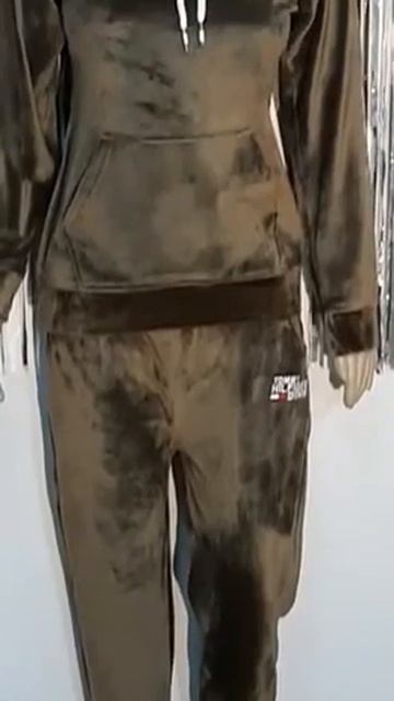 High Quality Night Suit Tracksuit Available At New Fashion