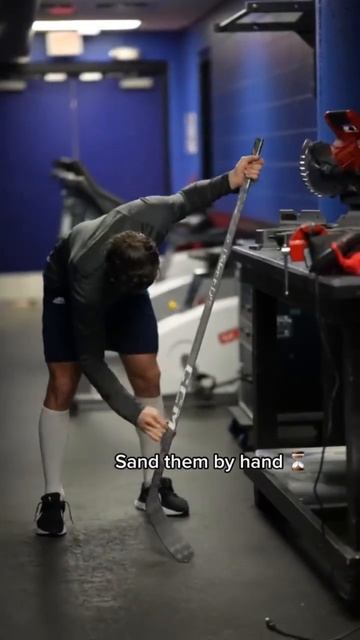 Hockey players prepping their sticks 🏒 смотреть онлайн