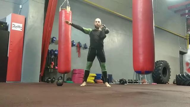 4.ГИМНАСТИКА (тело): 3.Ин гун (жесткость) - 1.Закалка: 2.CROSSFIT (1.Рывок на плечо стоя (гири)) смотреть онлайн