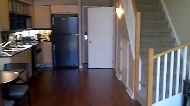 36 Blue Jays Way (SOHO LOFT), Toronto - 2 Bedroom Loft - Furnished Short Term Rentals смотреть онлайн