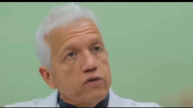 A verdadeira história sobre a convulsão de Ronaldo na Copa de 98, Roberto Carlos e o Tremendão смотреть онлайн