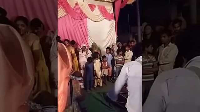 indian village party смотреть онлайн