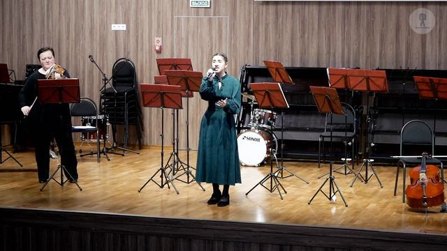 «Щербатый месяц» в исполнении Дины Хабибуллиной и Екатерины Бойцовой смотреть онлайн