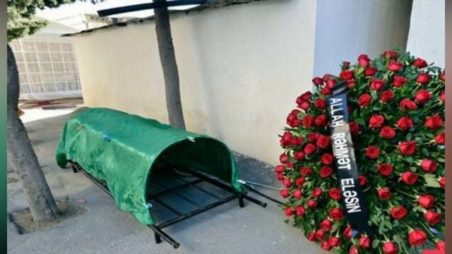 Aşıq Ulduz vəfat etdi - Yaxınları nəşi Azərbaycana gətirə bilmir смотреть онлайн