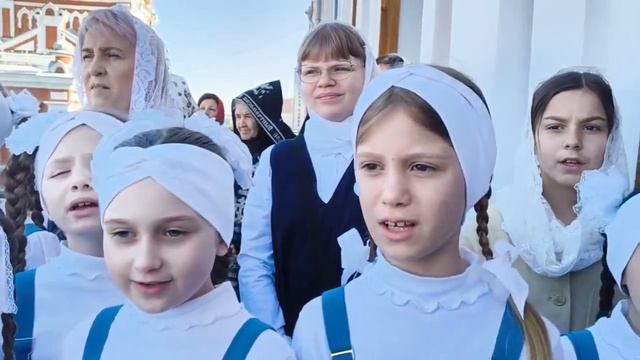 «ВОСКРЕСЕНИЕ ХРИСТОВО ВИДЕВШЕ»: ХОР ГИМНАЗИСТОК НА ПРЕСТОЛЬНОМ ПРАЗДНИКЕ смотреть онлайн