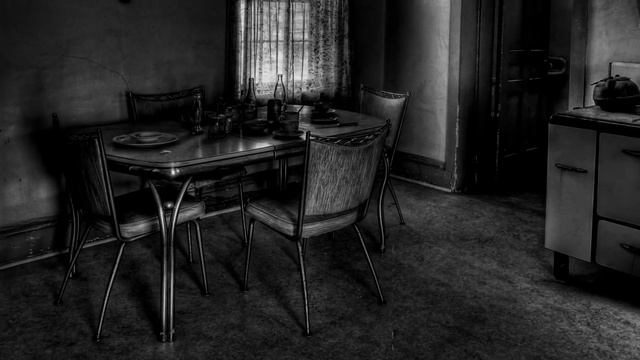 СЕЛО ЯКОГО НЕМАЄ НА КАРТАХ | СТРАШНІ ІСТОРІЇ НА НІЧ УКРАЇНСЬКОЮ смотреть онлайн