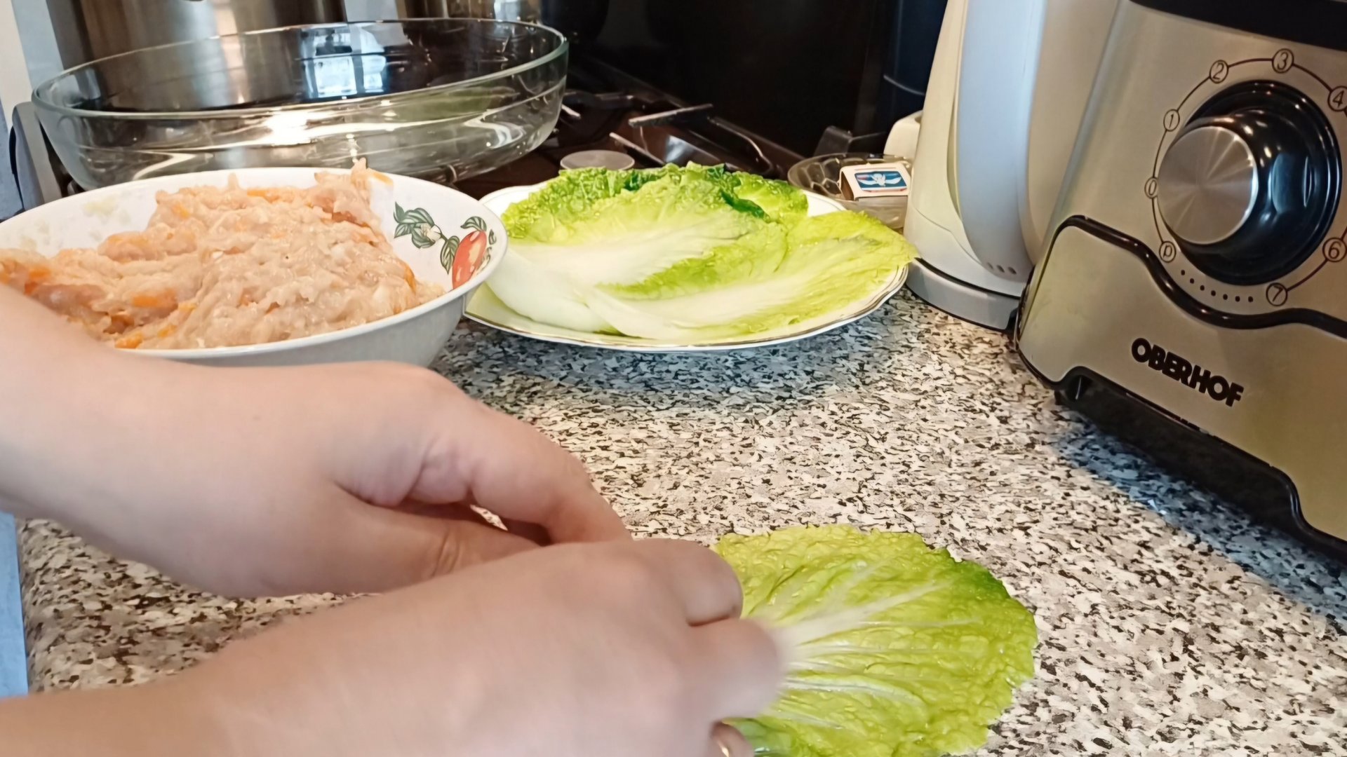 За продуктами в Чижик/Диетические голубцы/Ирина учудила смотреть онлайн