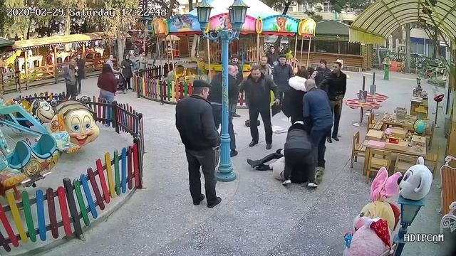 Azyaşlı Mirayın parkdan oğurlanması tam versiya смотреть онлайн