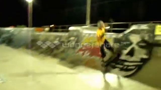 Renato Massa plastica Skateboard смотреть онлайн