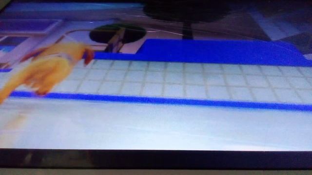 Паучок и его друзья. Команда паучков защищает торговый центр от носорога.