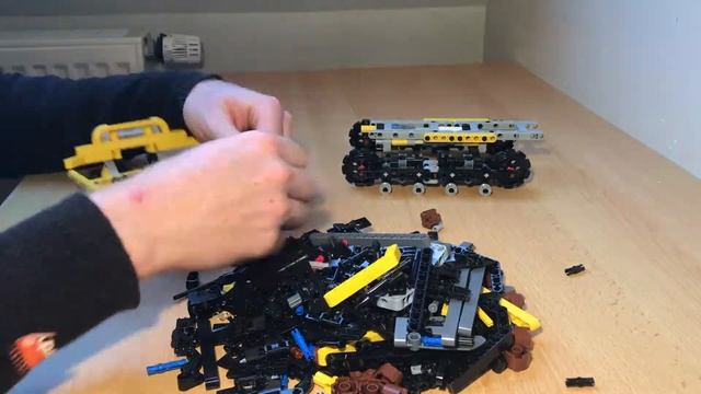 LEGO® Technic 42094 B-model: Tracked Dumper - Speed Disassembly смотреть онлайн