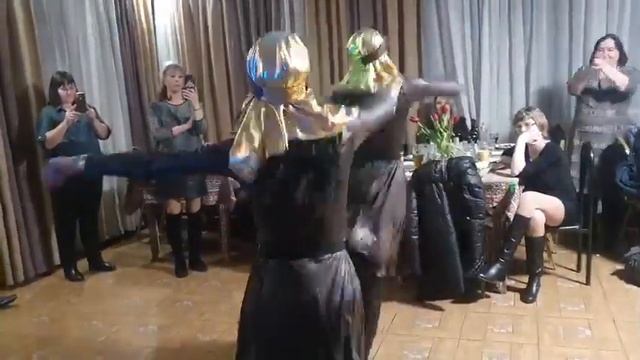 развлекательная программа на 7 марта в кафе Каспий танцевальный дуэт Горянка смотреть онлайн