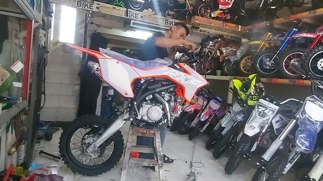 RXF 150 CC Unboxing смотреть онлайн