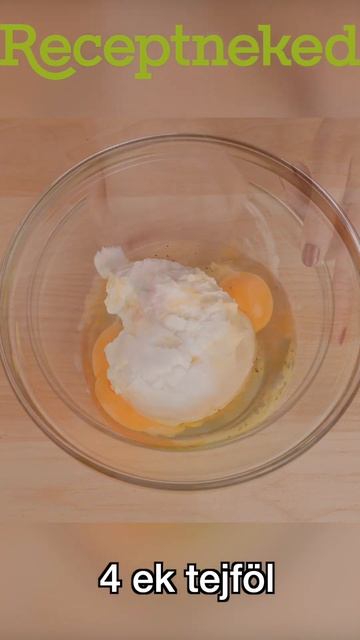 Csirkecsíkok Fokhagymás-tejfölös Bundában