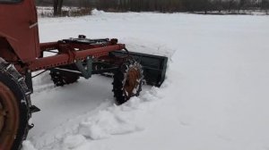 Т-16 с самодельным отвалом