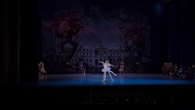 Щелкунчик адажио. Syuzanna Pirumyan смотреть онлайн