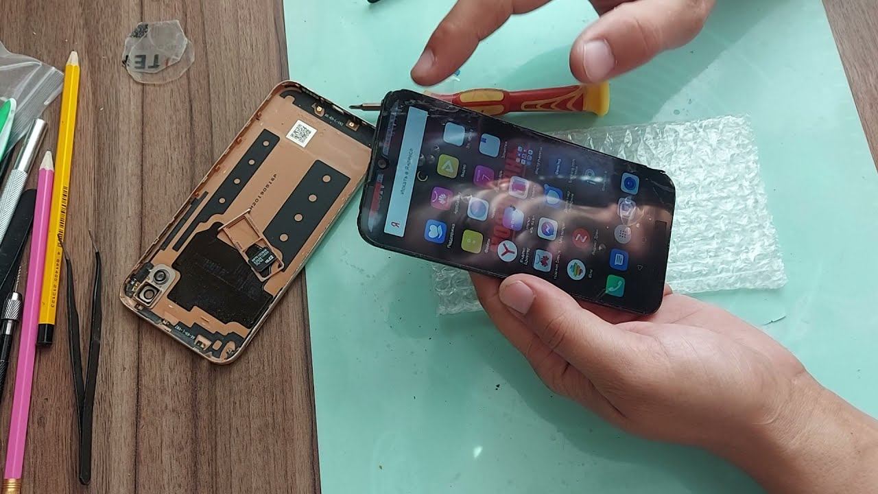 Как заменить дисплей на телефоне Honor 8S KSA-LX9 смотреть онлайн