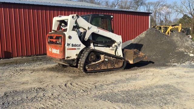 BOBCAT T650 SKID STEER