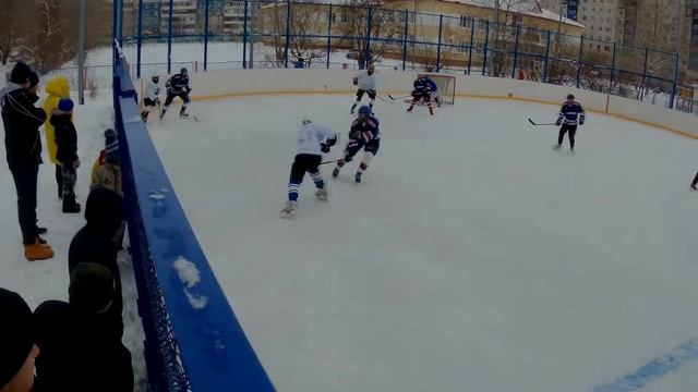 Лига Дворового Хоккея. Финал "Турнира Открытия" смотреть онлайн