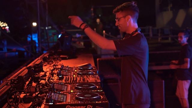 ROCÍO PORTILLO B2B JULIÁN NATES | Dj set - Warm Up John Digweed I BNP- Alta Gracia, Córdoba 14.01.2 смотреть онлайн