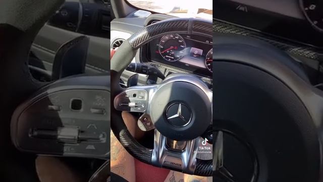 New G Wagon vs Old G wagon смотреть онлайн