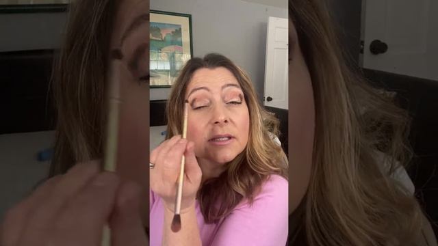 4 color SEINT eyeshadow look paired with Pink grapefruit lip and cheek!! смотреть онлайн
