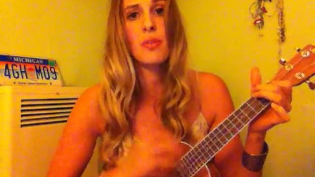 Cool: Ukulele cover by Alena (Gwen Stephani) смотреть онлайн