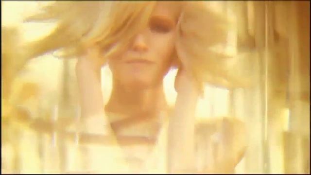 Рекламный ролик аромата Versace Yellow Diamond смотреть онлайн