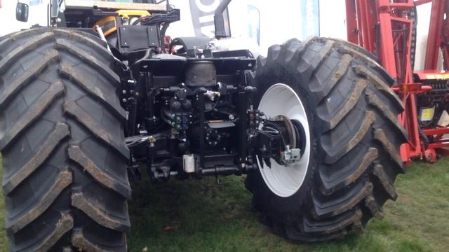 JCB Fastrac 4220 Forward Control Lamma Show смотреть онлайн
