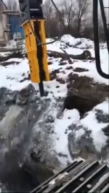 Гидромолот Exten R2000 для экскаватора 20 тонн смотреть онлайн