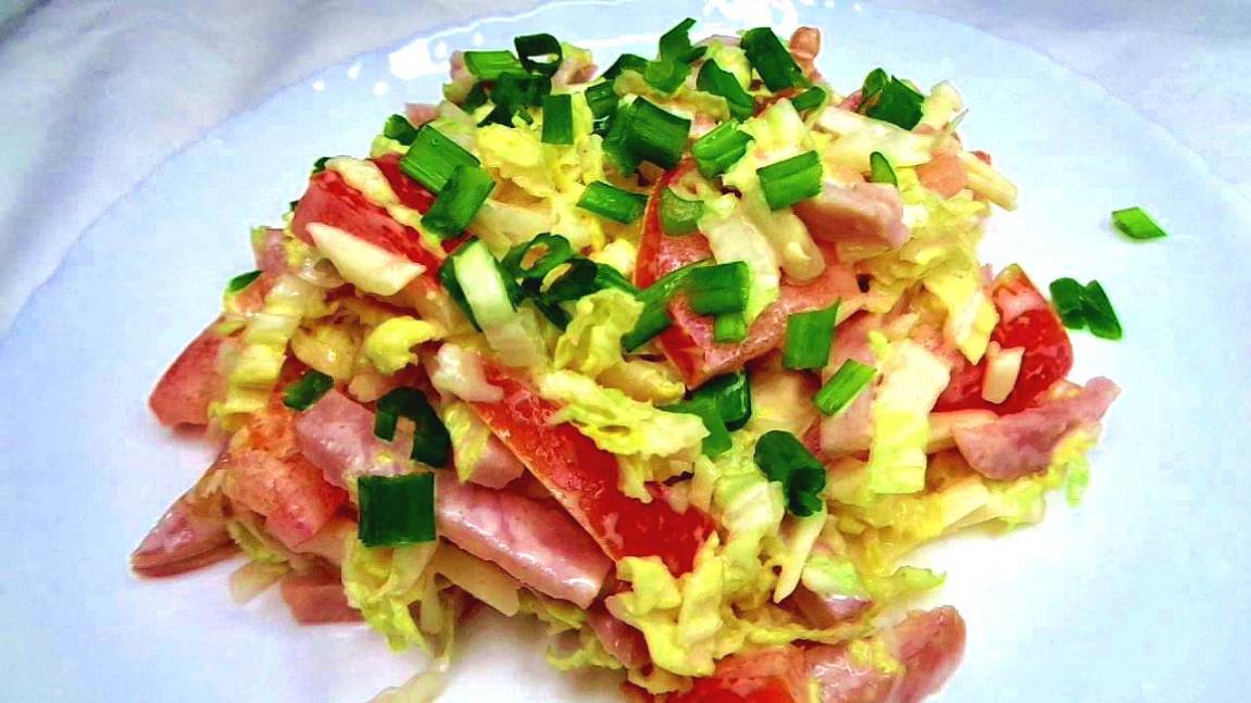 Салат с пекинской капустой простой, легкий и вкусный