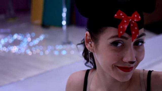 Mouse Pole Style смотреть онлайн