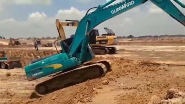 SUNWARD  EXCAVATOR  SWE210