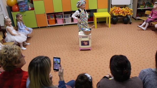 Андрей Варись кшка танец в саду смотреть онлайн