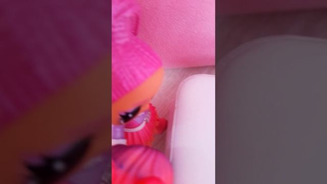 сходили в джакузи🛀🚿 и в кафе🧃🧋🍩🥟🍜🥨 с подружками классно отметили встречю 1 сезон 6 серия смотреть онлайн