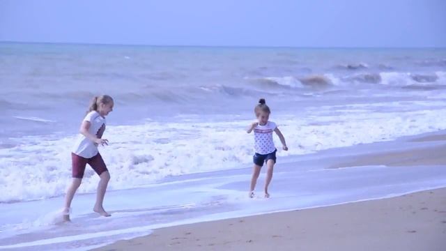 Анюта на море. смотреть онлайн