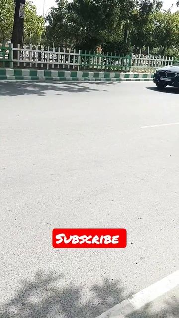 O M G 😱 DARK BLUE COLOUR BMW ON ROAD RUNING #bmw #onroad #sports . смотреть онлайн