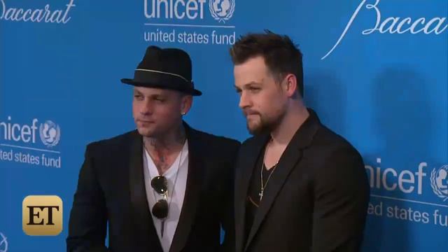 Cameron Diaz and Benji Madden Are Married! смотреть онлайн