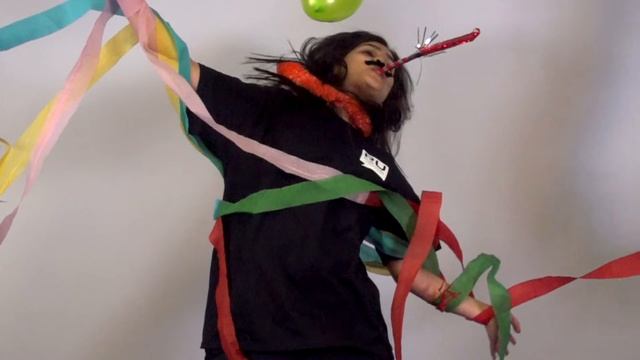 RU Student Life Celebrates 10K Followers in Slow-Mo смотреть онлайн