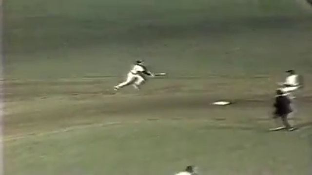 (1989) This Week In Baseball - Robin Yount