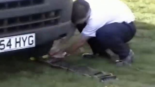 Grip Track - Keeping you on the Move смотреть онлайн