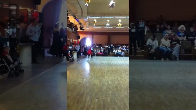 Квикстеп Ювеналы 2 Е класс смотреть онлайн