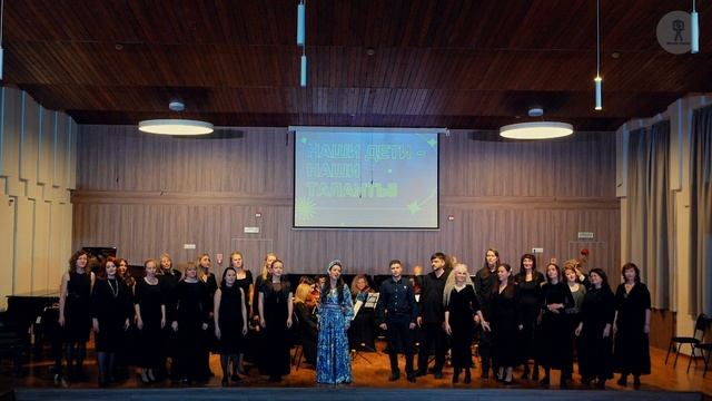 "Красно солнышко" - Большой хор родителей и камерный оркестр «La Primavera» смотреть онлайн