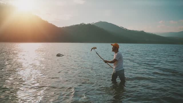 ВЫЖИВШИЙ 2 смотреть онлайн