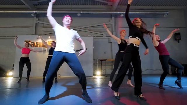 Broadway jazz dance смотреть онлайн