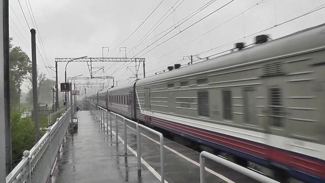 Электровоз ЧС2т-1000 с пассажирским смотреть онлайн