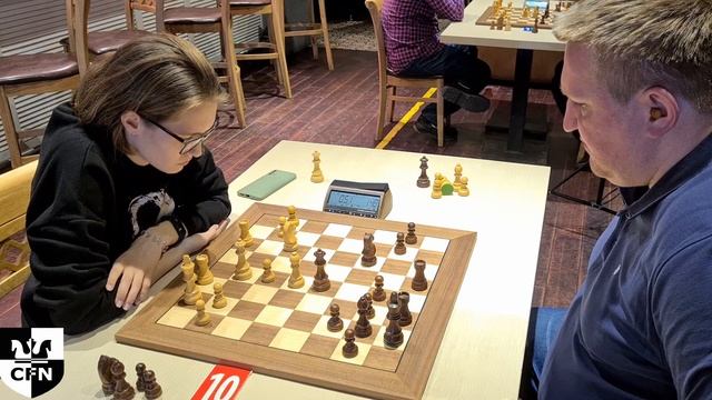 WFM A. Kopovaya (1910 vs E. Dvigun (1996). Chess Fight Night. CFN. Blitz смотреть онлайн