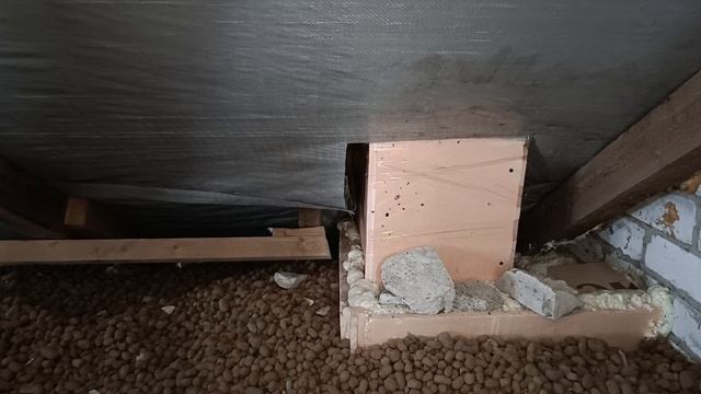 Начали делать ремонт в Белгороде. Бетон который заливали в том году весь разрушился. смотреть онлайн