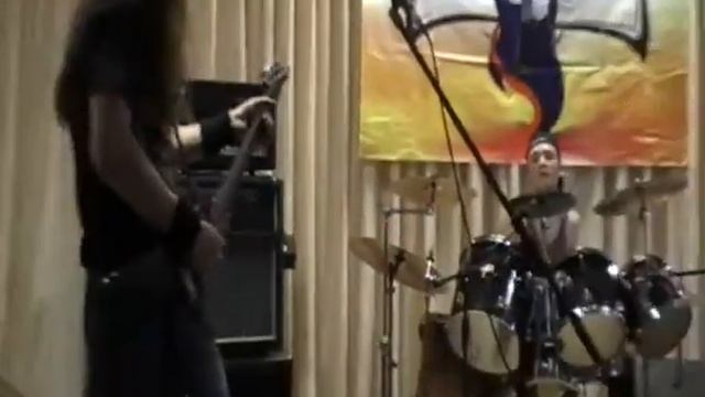 Черно белый дым Time to rock смотреть онлайн